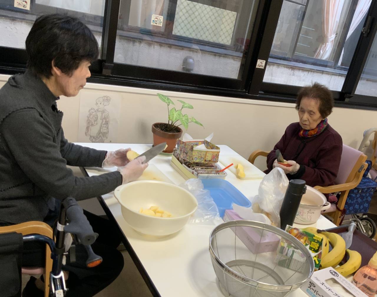 老健「フルーツポンチ作り🍎」